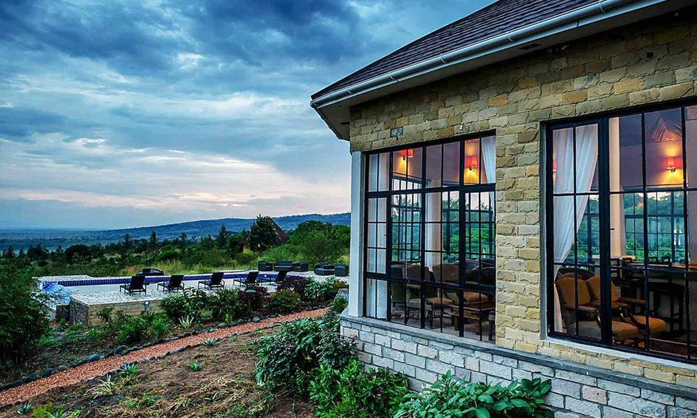 Elephant Plains Lodge. Queen Elizabeth National Park